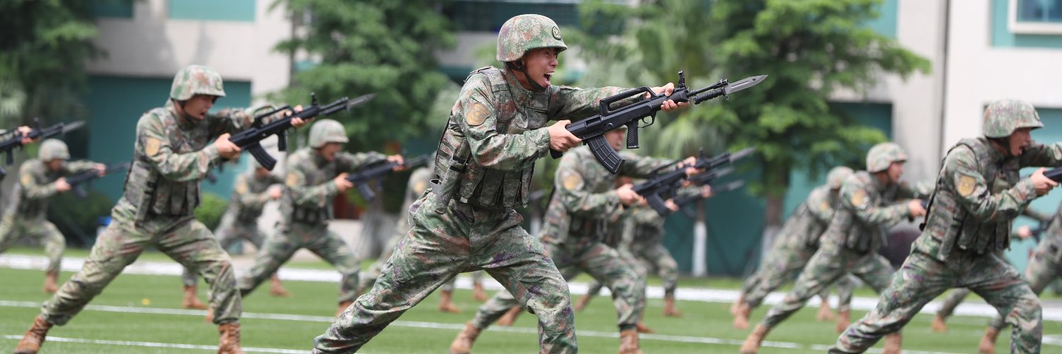 中國人民解放軍駐澳門部隊（PLA Macau Garrison） banner
