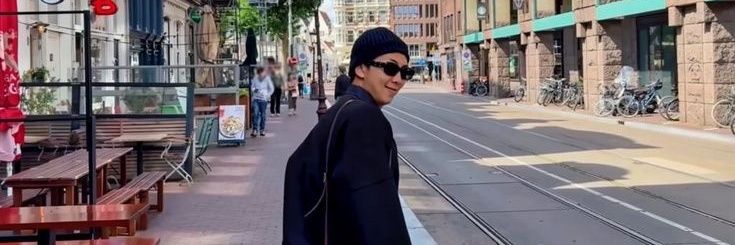 ໊ banner