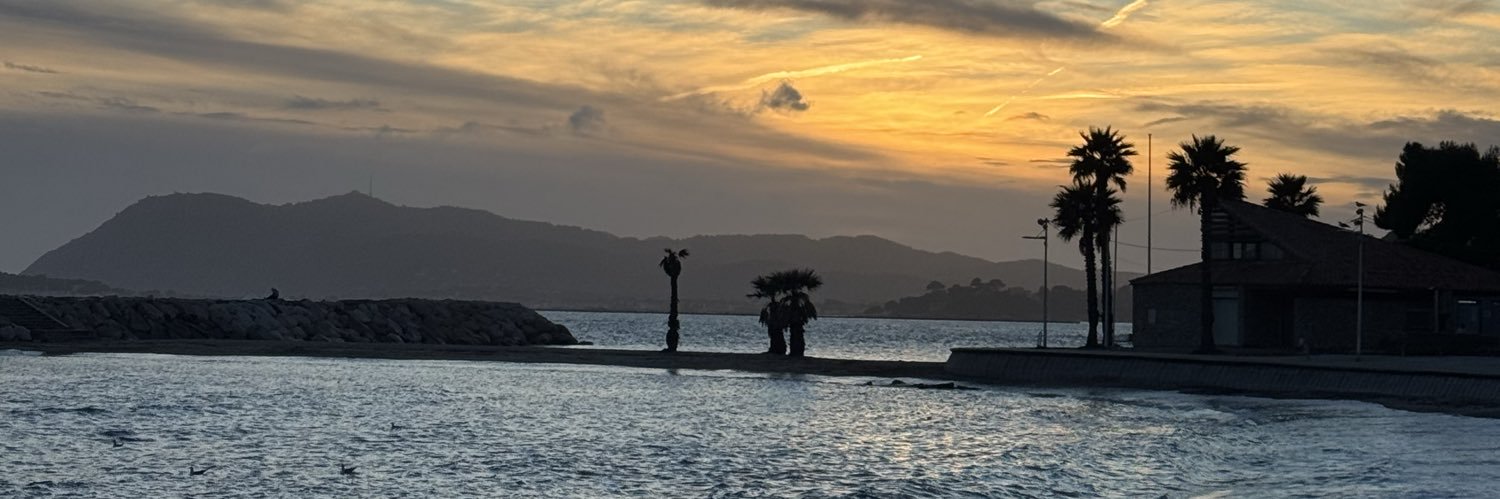 barca toxic love account (grr grrr paw mental era) banner