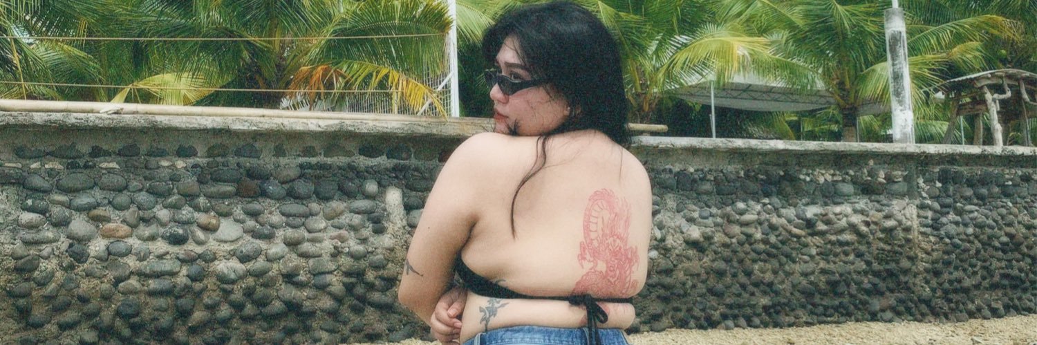 Shehatesdreya's profile banner image