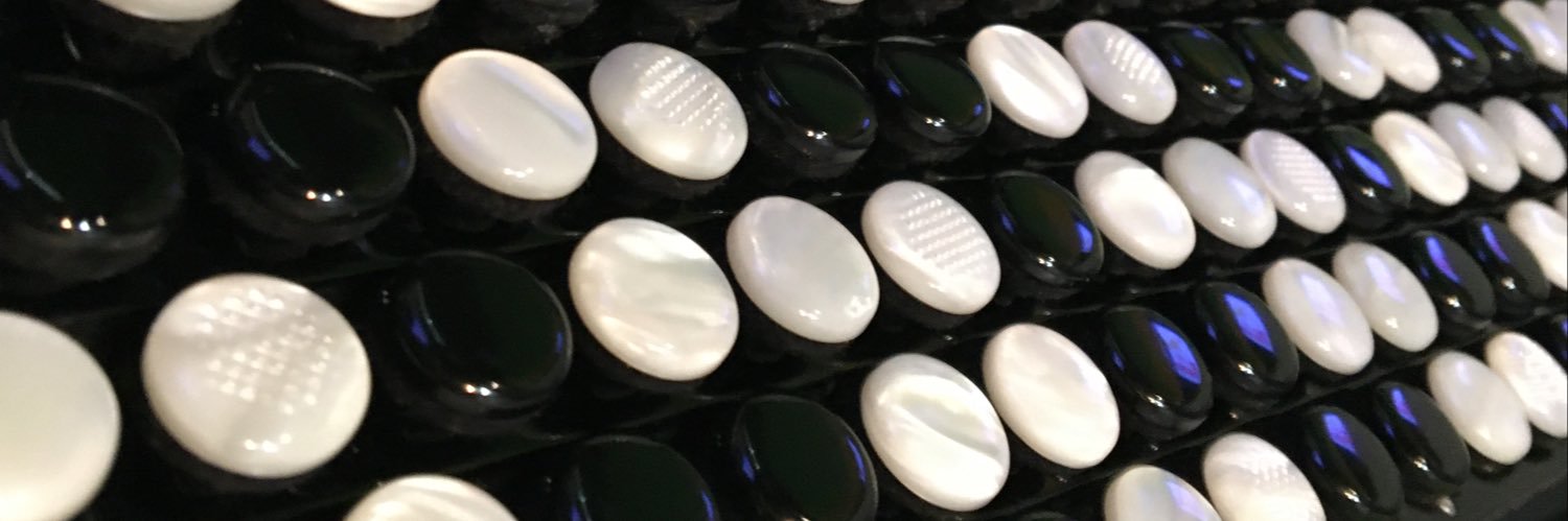 しおり.acc banner