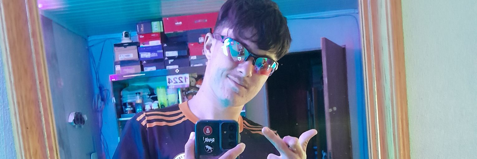 Elissonn_P's profile banner image
