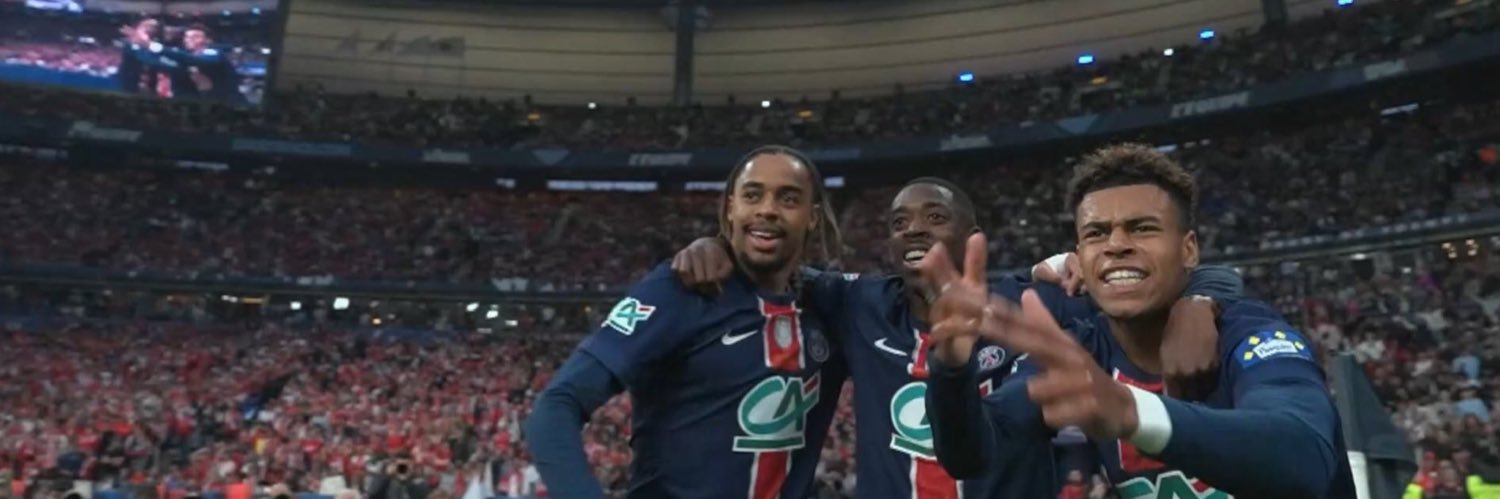 M ❤️💙 banner