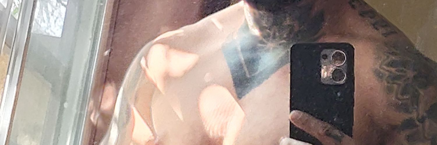 diez1482702's profile banner image