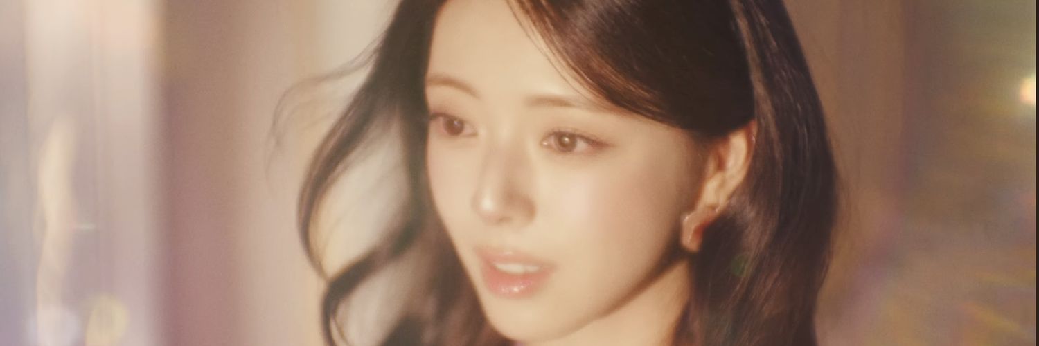 yuna banner