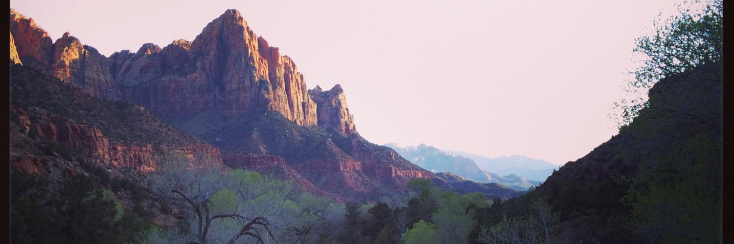 erinkhart's profile banner image