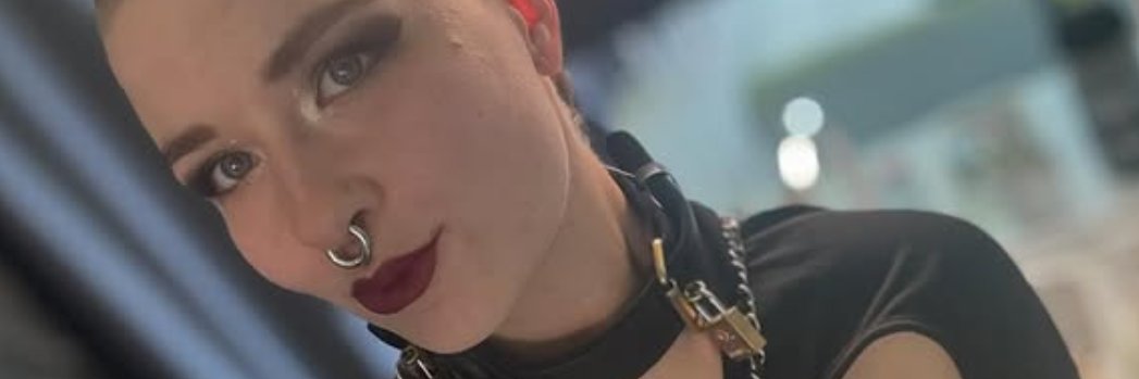 Emily Addams - EmilyAddamsOfficial banner