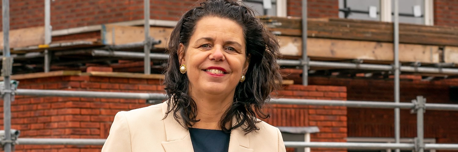 Andrea van Langen banner