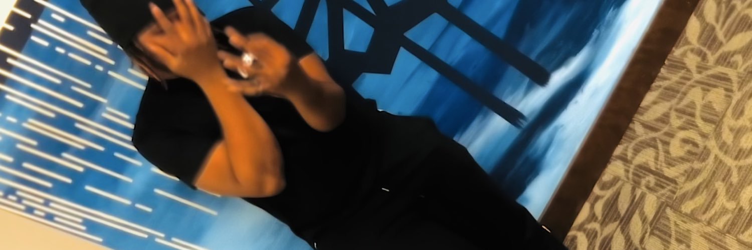 414twan's profile banner image