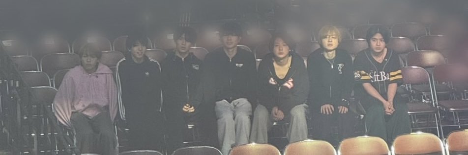 める banner