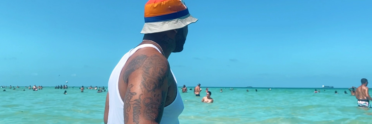 vaughnyloso's profile banner image