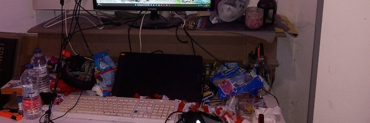 lunetale 🌙📖【Redebut】 banner