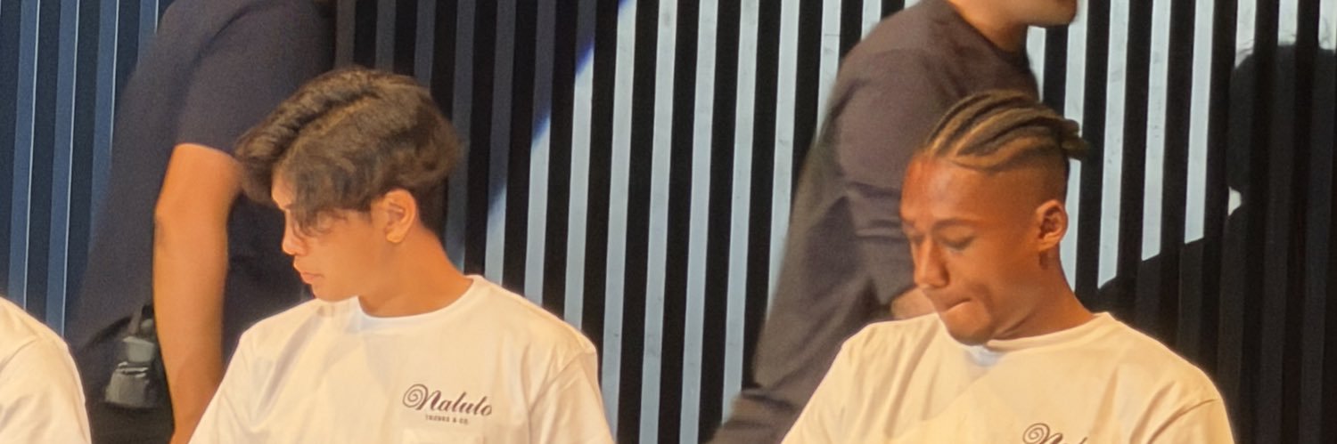 eimphe's profile banner image