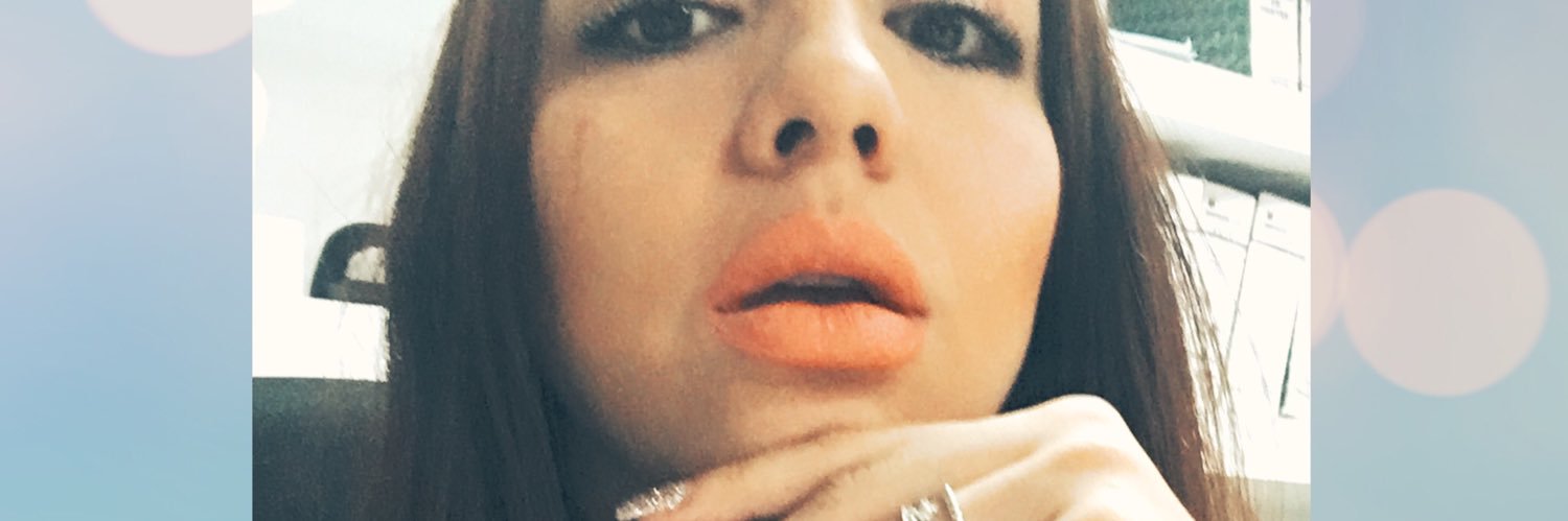 TaniaSelvan's profile banner image