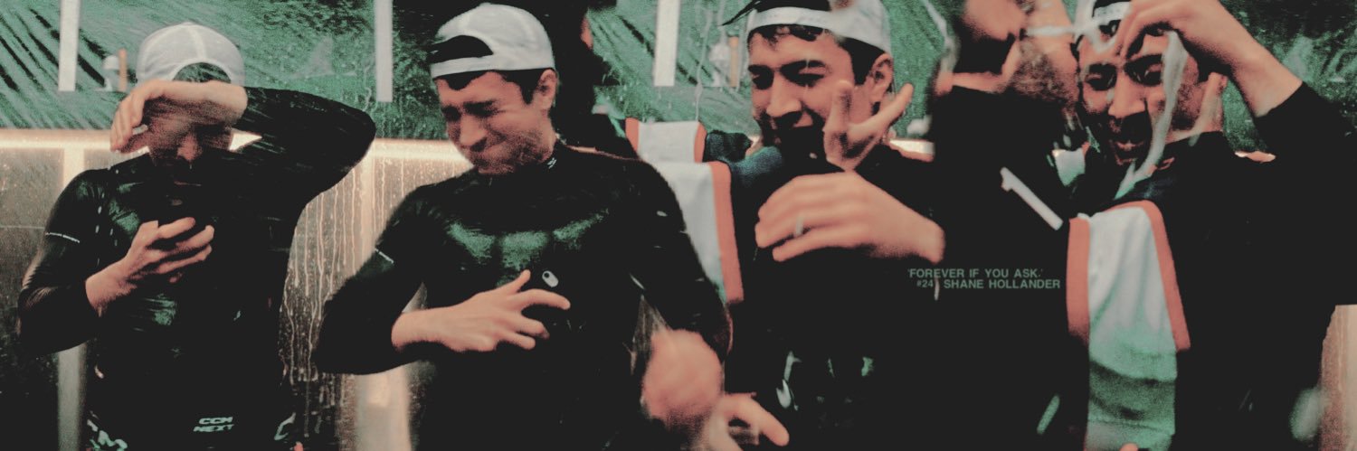 ﹟ 𝐇𝐎𝐋𝐋𝐀𝐍𝐃𝐄𝐑 ! banner