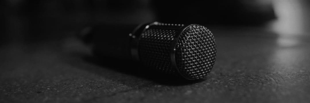 QQQ pics 📁 banner