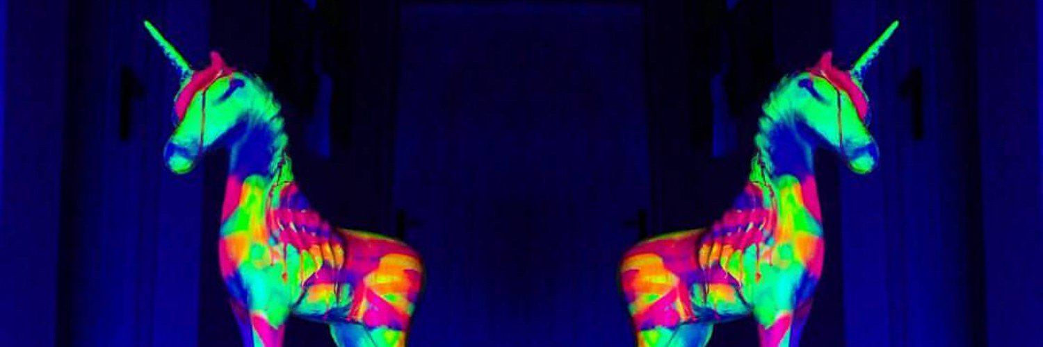 oyeahwalhey's profile banner image