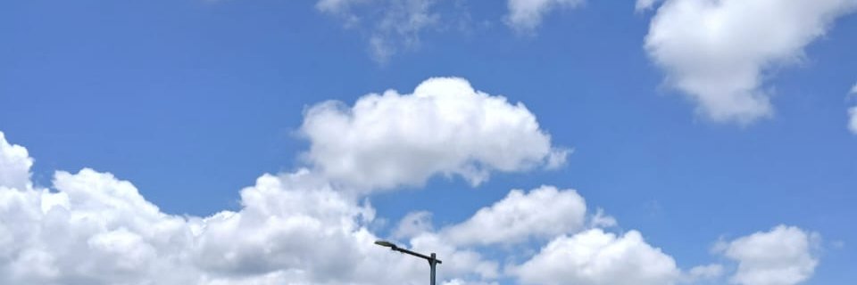 π banner