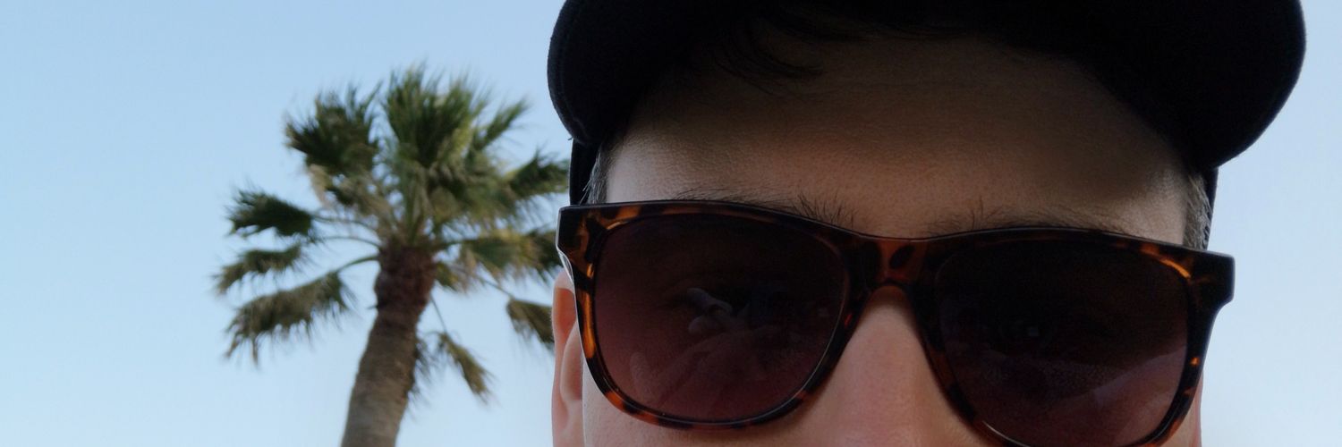 Tom Howes ⎊ banner