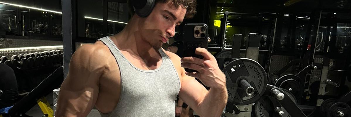 Enzo Santito🥷 banner