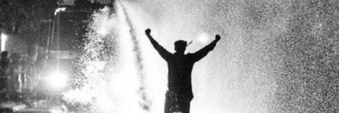 KhanRehaiBenamiTehreek banner