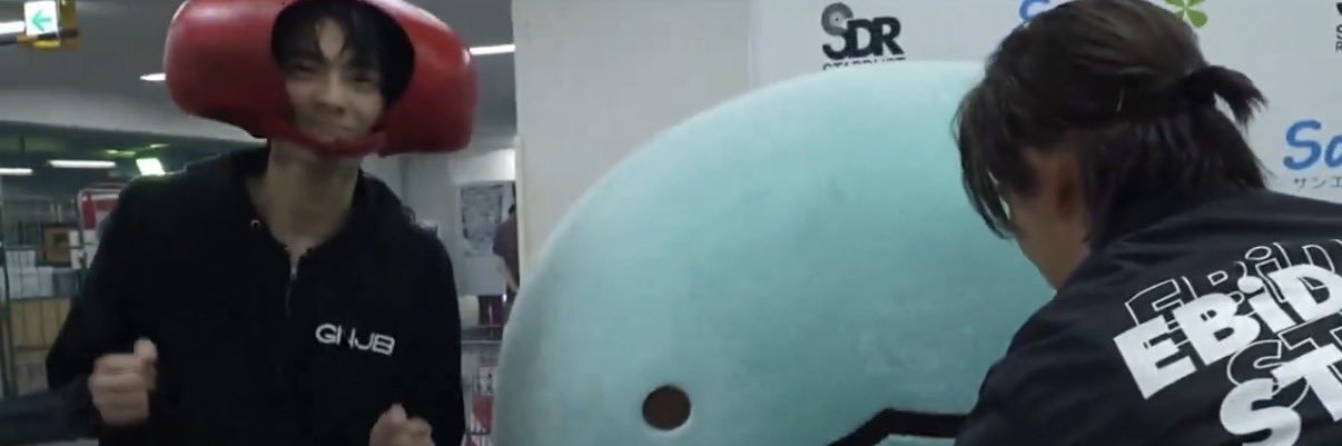 lg19000000's profile banner image