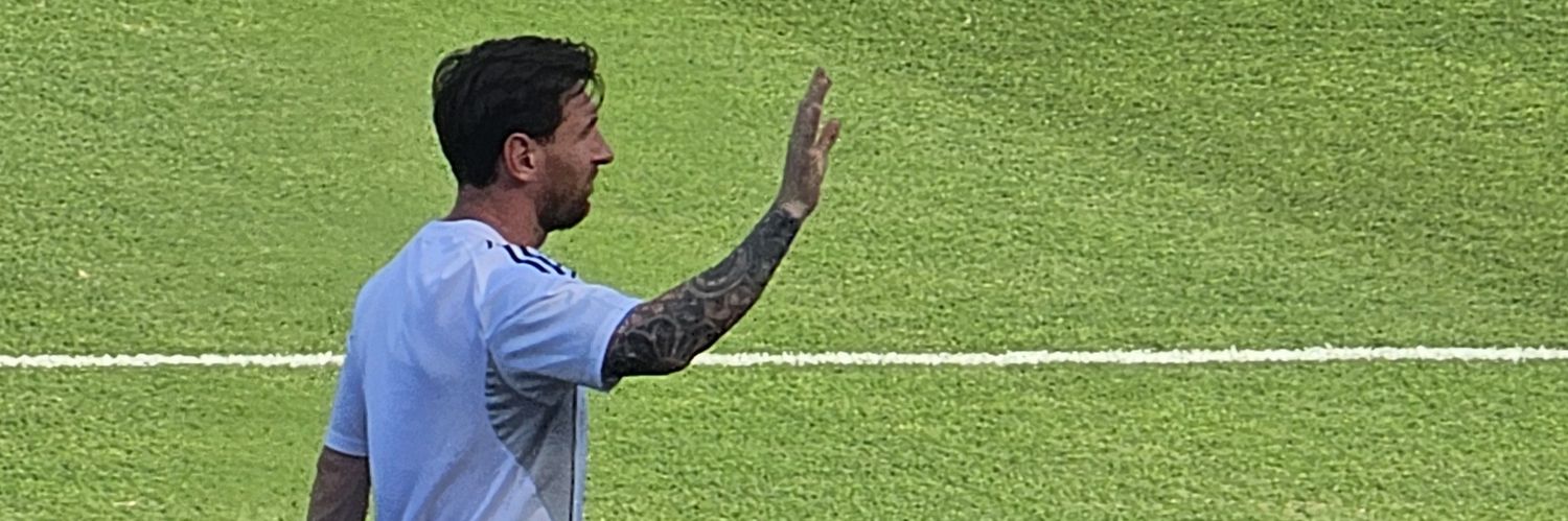Daniel Chacón banner