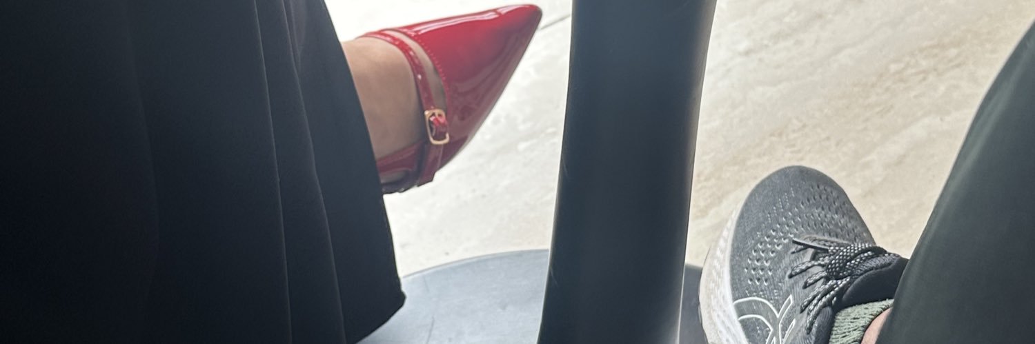 96♀ banner