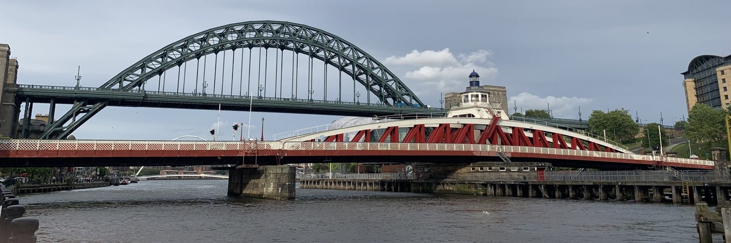 Denise Bennett💙 🇪🇺🇺🇦 banner
