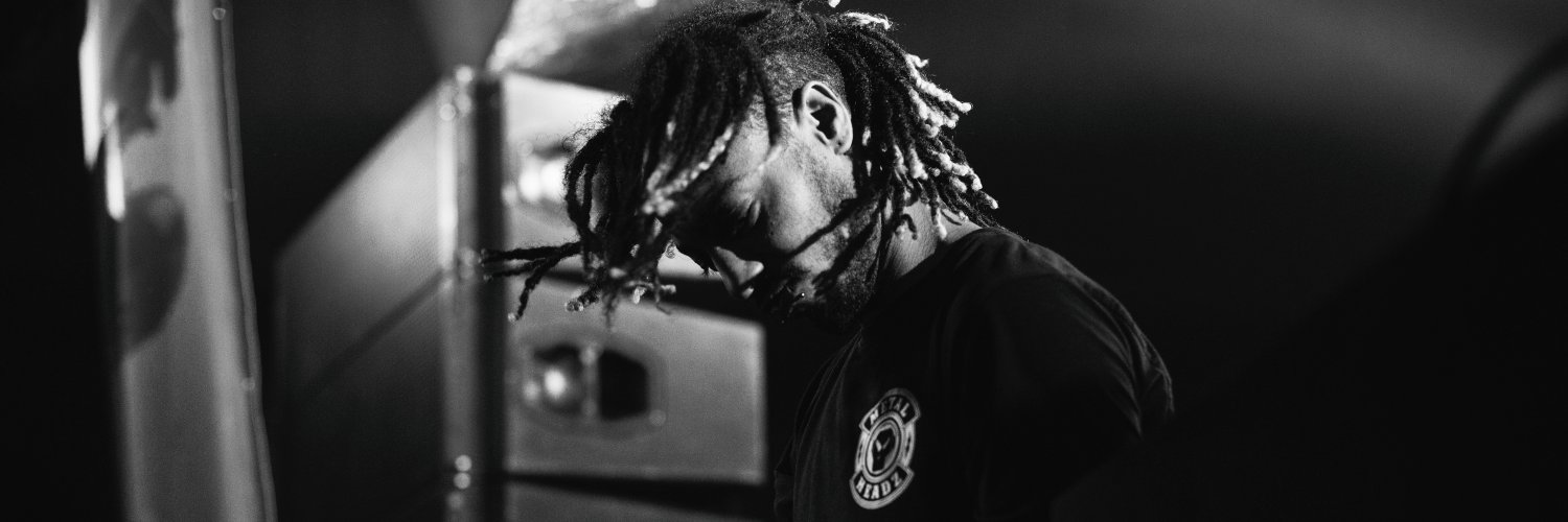 Victor Kwality banner