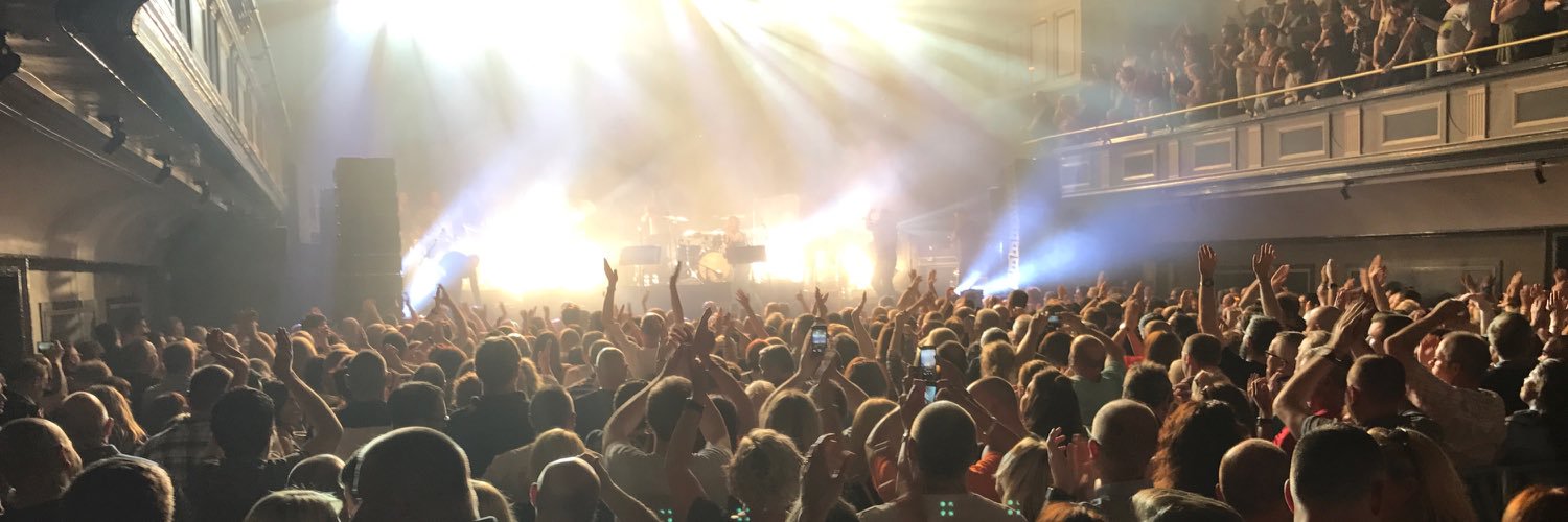 Pyramid & Parr Hall banner