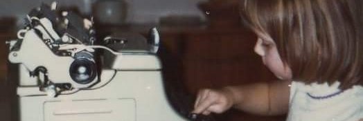 AngelaWard🖋 banner