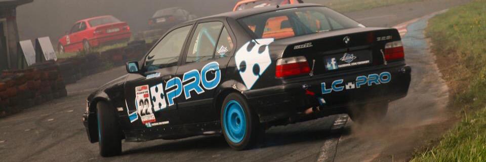 Cris_2212's profile banner image