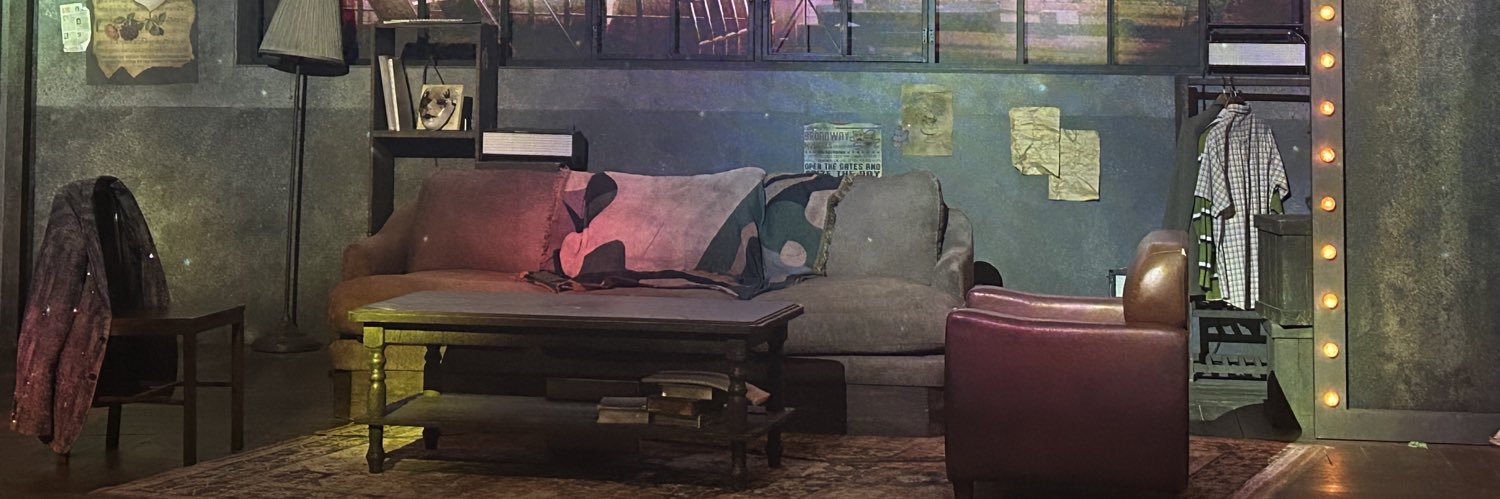 나옴 banner