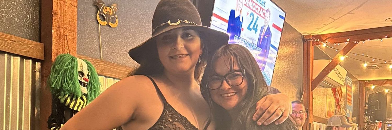 HannahRu2000's profile banner image