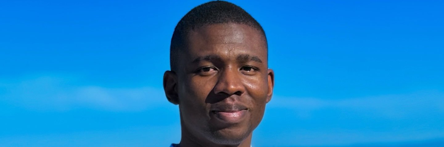 eivictory's profile banner image