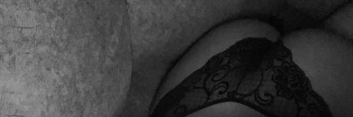 RipeBootyX🍯🍑 banner