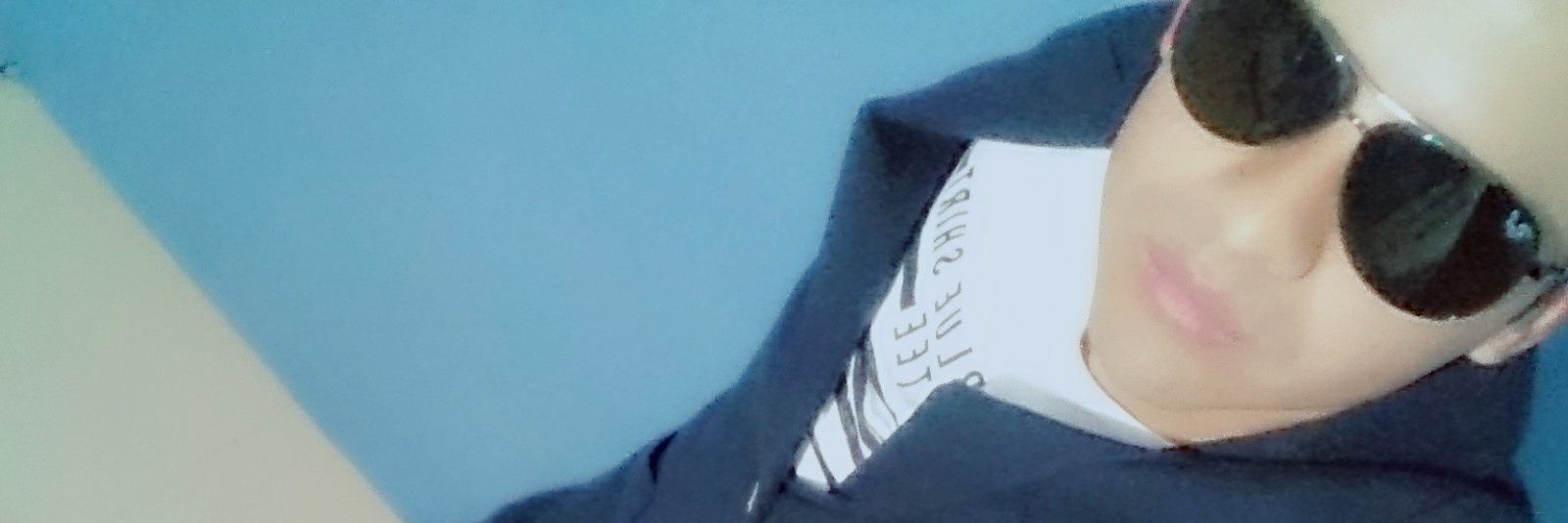 gio_pluas's profile banner image