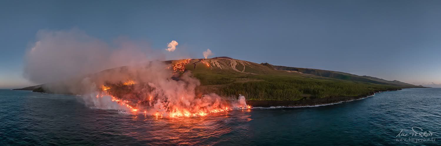 La Bruja 🇷🇪🇵🇪 banner