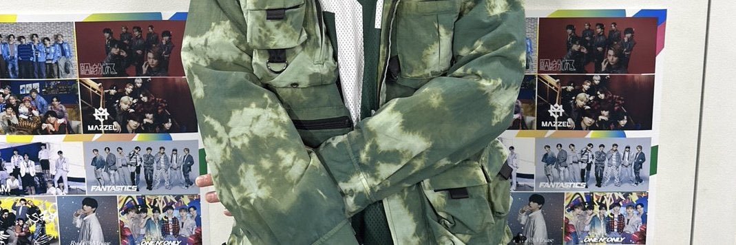 ︎︎✌︎ banner