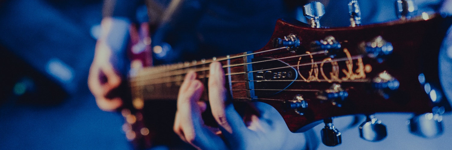 legunek's profile banner image