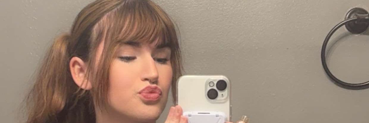 verarayx's profile banner image
