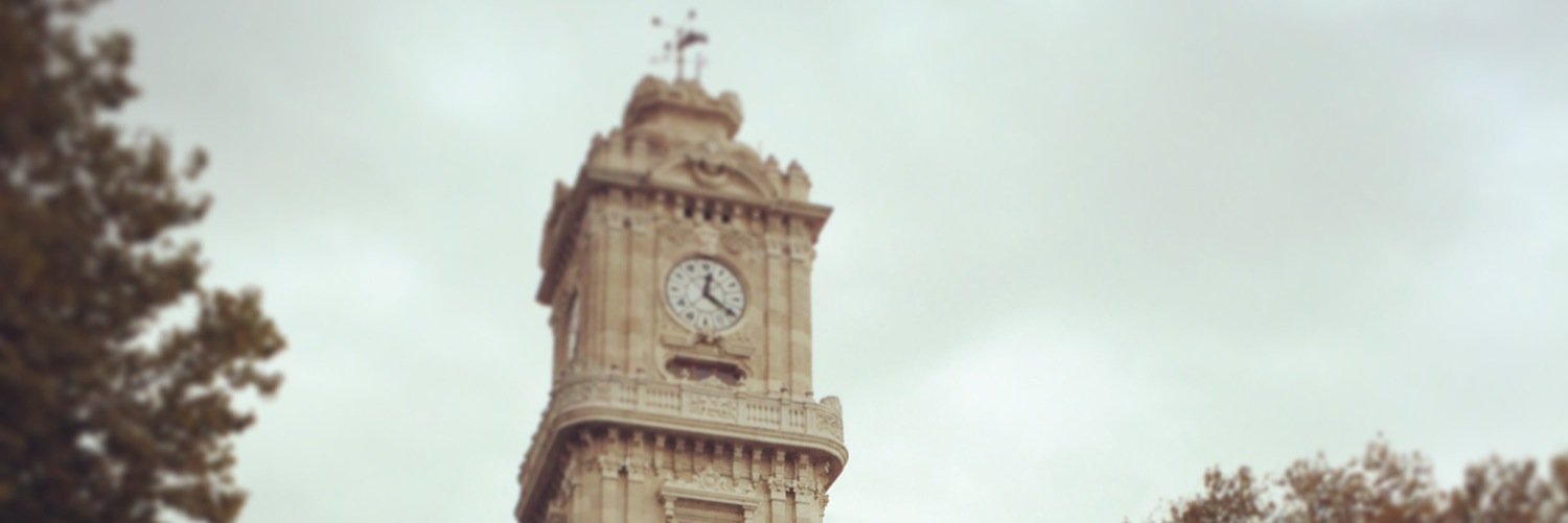 JustManoora's profile banner image