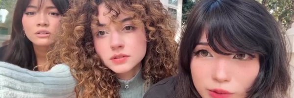 emiXcinna Profile Banner