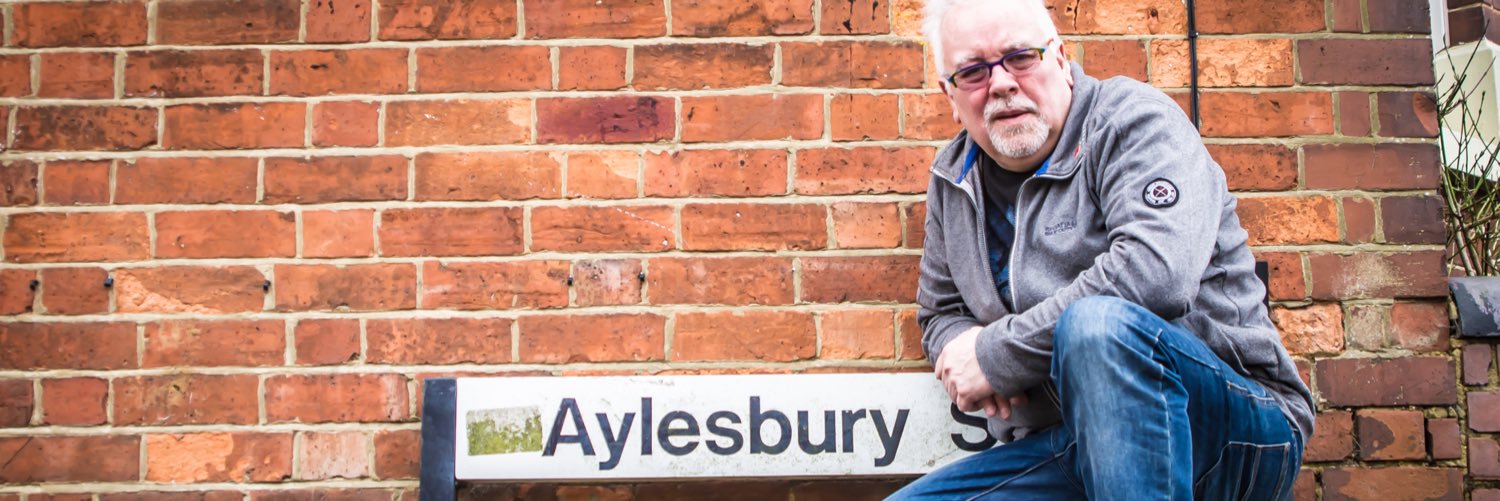 Steve Cook 📸 banner