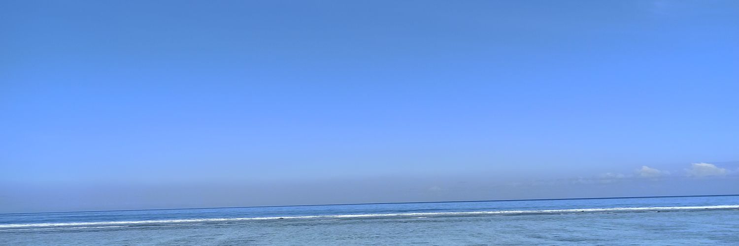 esdekki's profile banner image