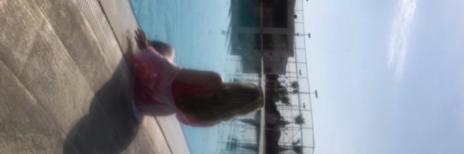 nicoleread_'s profile banner image