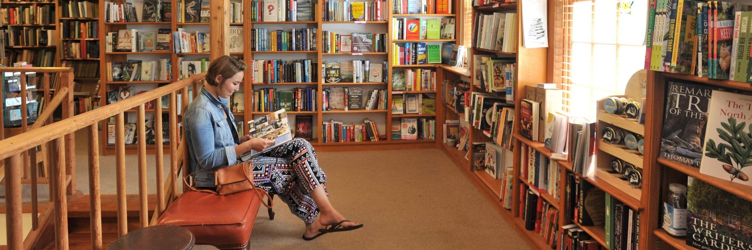 Titcomb's Bookshop banner