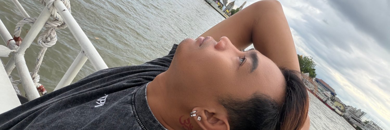 phookkheek's profile banner image