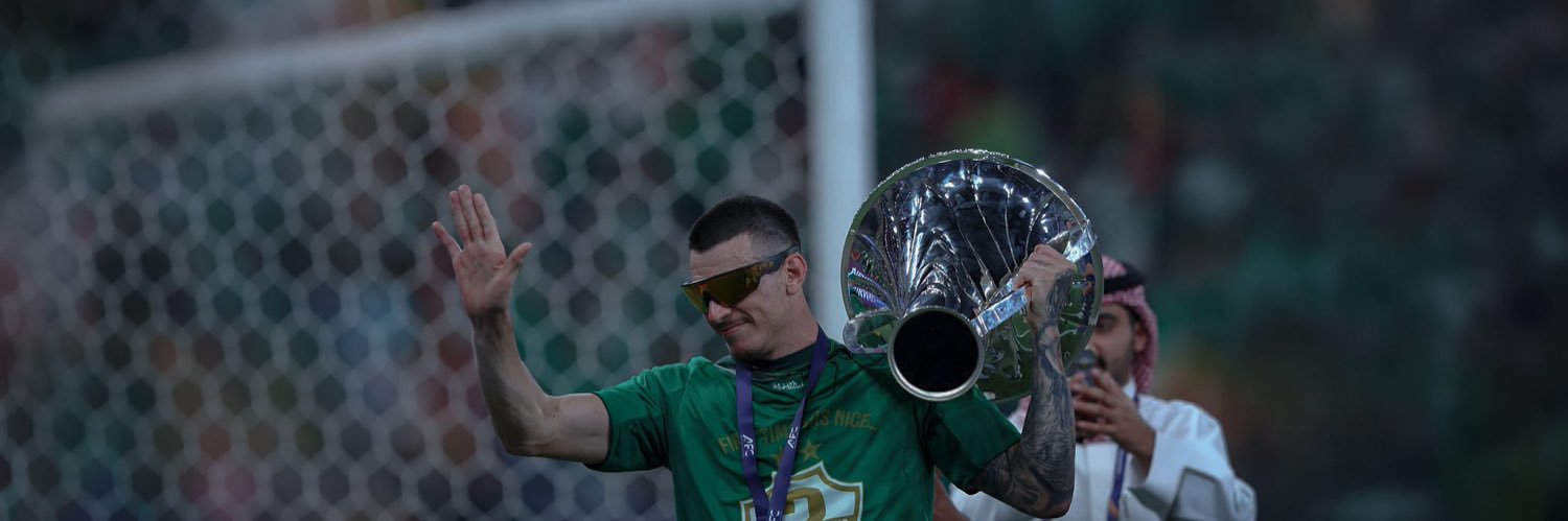 بطلة النخبتين banner